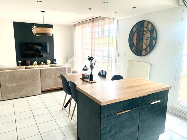 Belle appartement entièrement rénové de 74 m² avec terrasse de 30m²