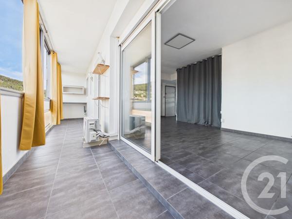 Appartement T3 à vendre  3 pièces - 54 m2 TOULON - 83