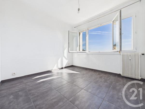 Appartement T3 à vendre  3 pièces - 54 m2 TOULON - 83