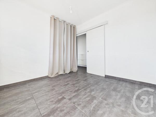 Appartement T3 à vendre  3 pièces - 54 m2 TOULON - 83