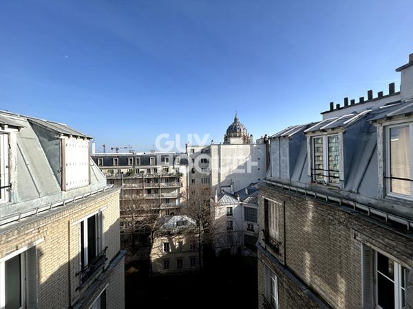 Studio fonctionnel en dernier étage - Idéal investisseur ou premier achat