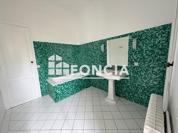 Location Appartement 3 pièces 73.21 m² - 24 RUE JULES STEEG Bordeaux 33800