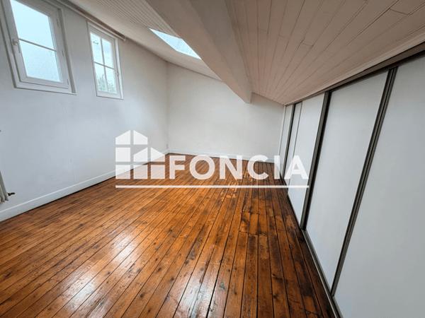 Location Appartement 3 pièces 73.21 m² - 24 RUE JULES STEEG Bordeaux 33800