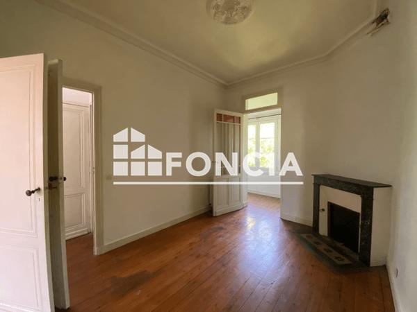 Location Appartement 3 pièces 73.21 m² - 24 RUE JULES STEEG Bordeaux 33800