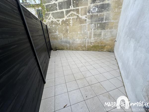 Location Maison de ville - 4 pièces - 93m² - Cour - COGNAC Quartier Saint Martin