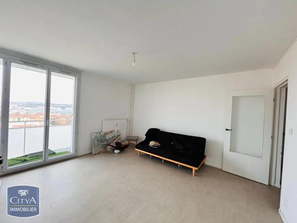 Appartement à louer 3 pièces 65.8m²