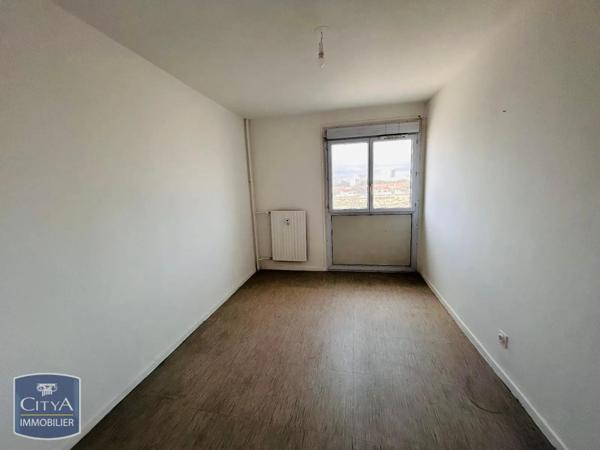 Appartement à louer 3 pièces 65.8m²