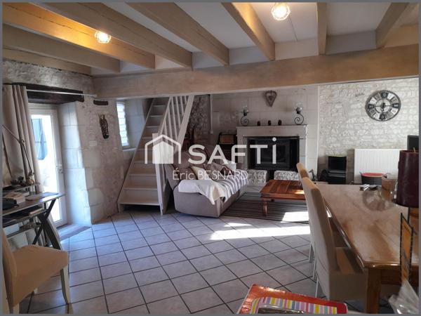 Corps de ferme 8 pièces 180m2 environ 86200 La Roche Rigault