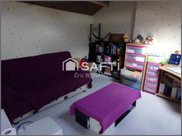 Corps de ferme 8 pièces 180m2 environ 86200 La Roche Rigault