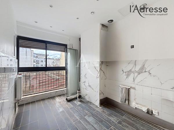 Suresnes Hyper Centre - Appartement 3 Pièces 59m² - Charme de l'ancien - Cave