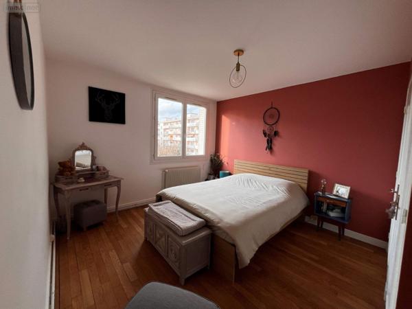 Appartement rénové à vendre à Dijon en Côte-d'Or (21000), ref : SGAUR116193   
LES PERRIERES