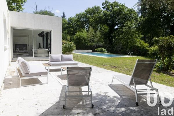 Maison à vendre 10 pièces 320 m² Sautron