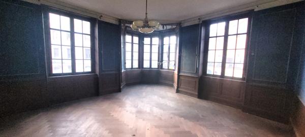 Munster (68140) Immeuble d'exception au coeur de la ville à rénover