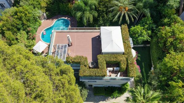 Cadre privilégié au Cap d’Antibes, proche plage Keller, vue mer et montagnes