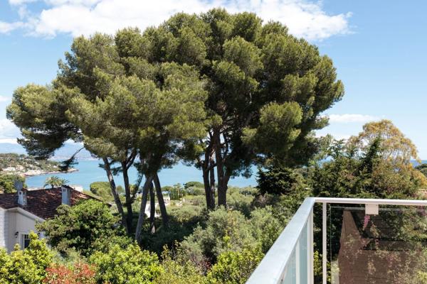 Cadre privilégié au Cap d’Antibes, proche plage Keller, vue mer et montagnes