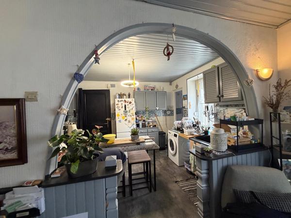 APPARTEMENT F3 IDÉAL POUR UNE PREMIÈRE ACQUISITION.