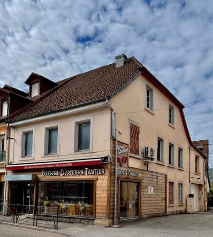 EXCLUSIVITE - Immeuble de rapport avec commerce loué