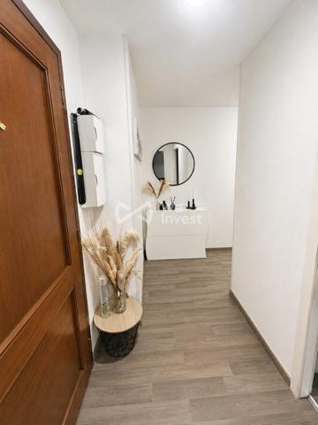 appartement trois pièces avec deux balcons