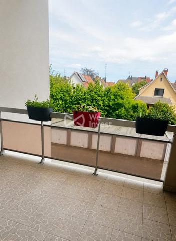 appartement trois pièces avec deux balcons