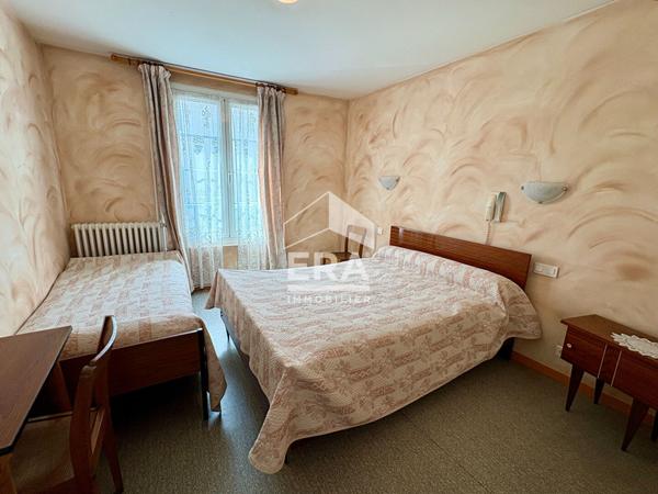 A vendre Immeuble au sud de Bagnères-de-Bigorre 16 pièces 550 m2