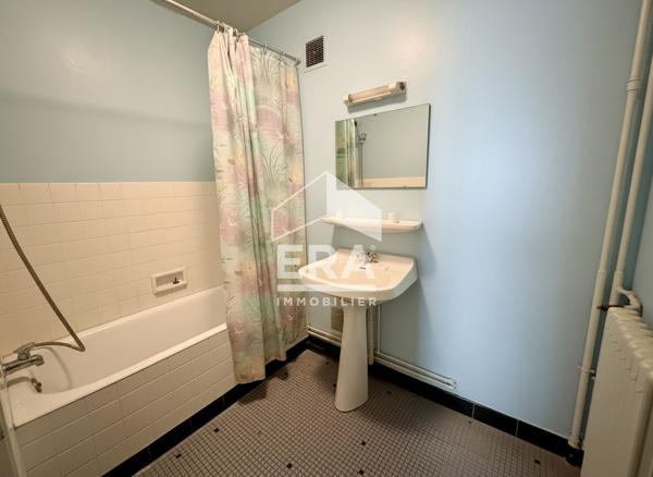 A vendre Immeuble au sud de Bagnères-de-Bigorre 16 pièces 550 m2