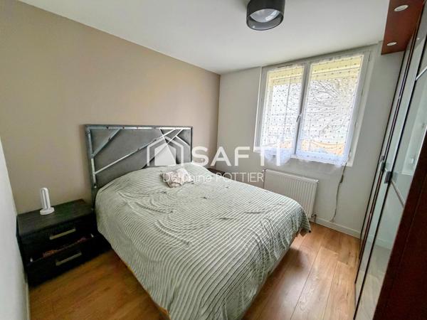 Maison de 65m2 mitoyenne d'un côté