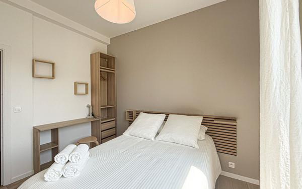 Immeuble à vendre    8 pièces •  Cannes