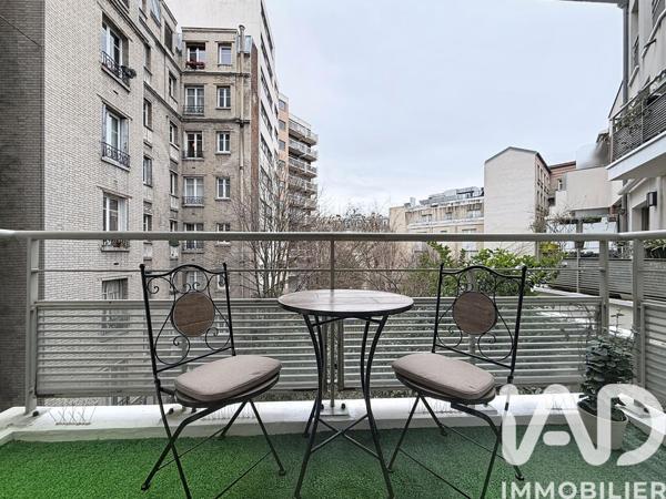 Appartement à vendre 1 pièce 49 m² Paris 20