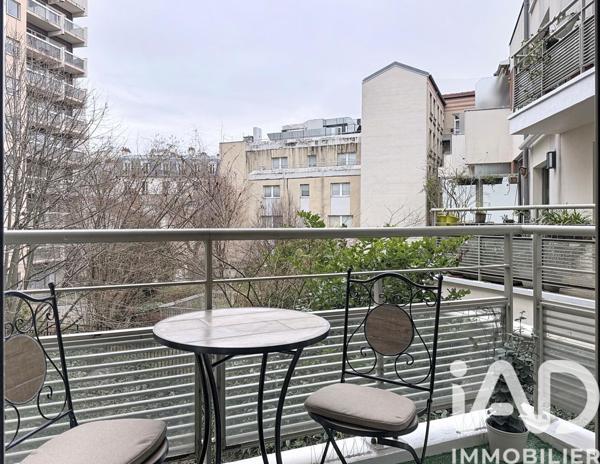 Appartement à vendre 1 pièce 49 m² Paris 20