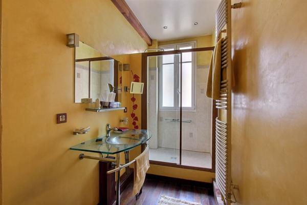 Appartement Courbevoie 4 pièce(s) 110 m2