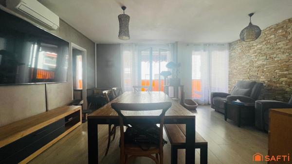 Appartement T5 - 3 chambres - terrasse + balcon