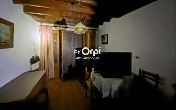 Maison à vendre    2 pièces •  Viersat