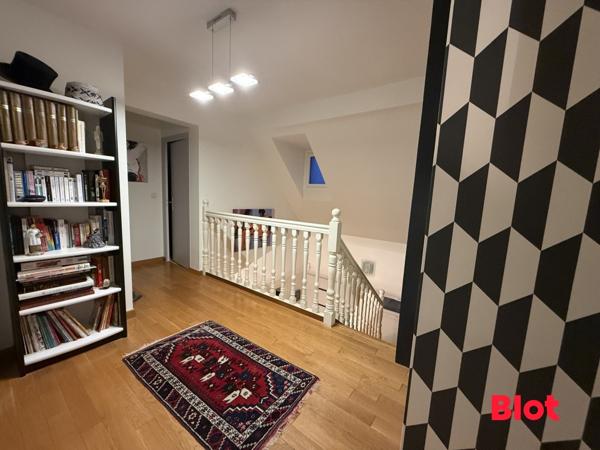 Maison 6 pièce(s)