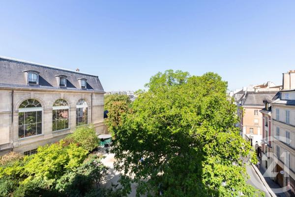 Appartement F3 à vendre  3 pièces - 62,35 m 2   PARIS  - 75003