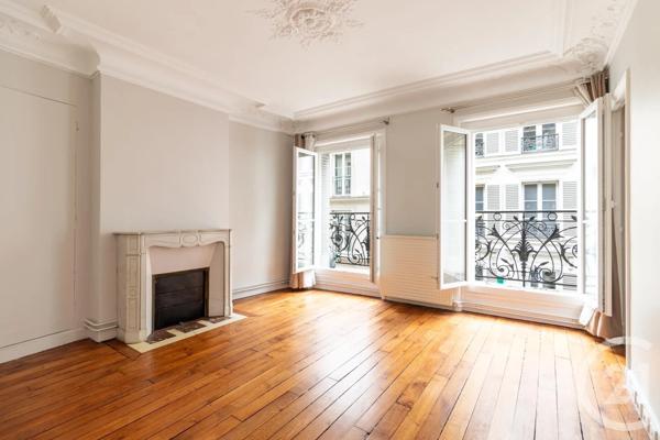 Appartement F3 à vendre  3 pièces - 62,35 m 2   PARIS  - 75003