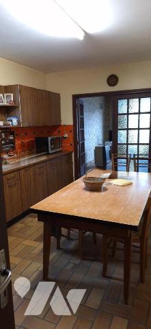 BASSOUES, ancienne ferme et dépendances  au bout du chemin