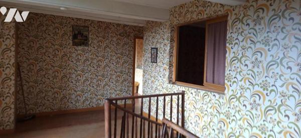 BASSOUES, ancienne ferme et dépendances  au bout du chemin