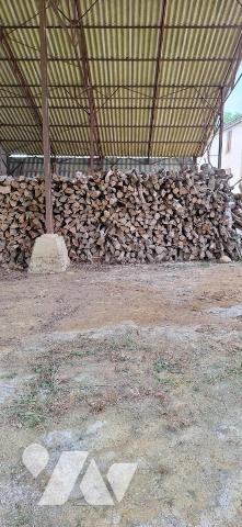 BASSOUES, ancienne ferme et dépendances  au bout du chemin
