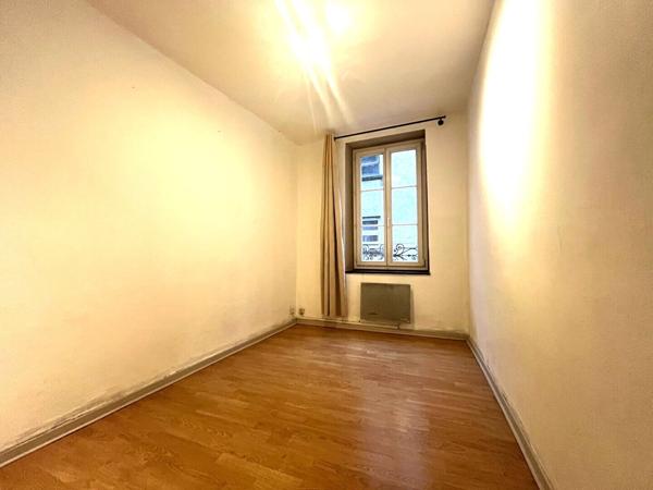 Maison de ville (immeuble) à vendre - BLOIS - CENTRE-VILLE, 1 logt. T3 triplex  + 1 local