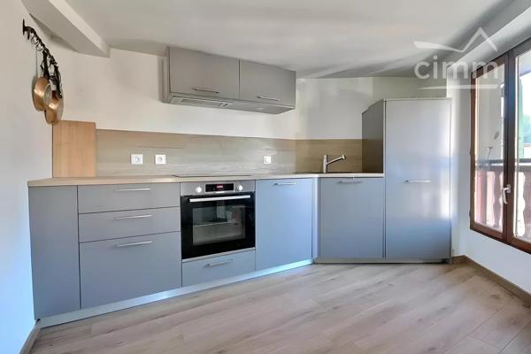 ✨ À découvrir sans tarder : charmant T2 en duplex rénové au cœur de Valgelon-La Rochette ! ✨