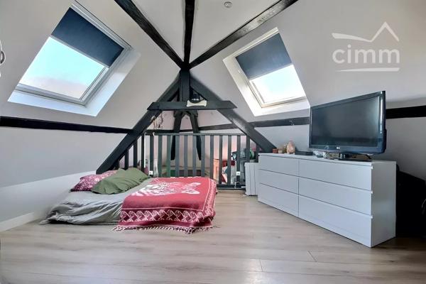 ✨ À découvrir sans tarder : charmant T2 en duplex rénové au cœur de Valgelon-La Rochette ! ✨