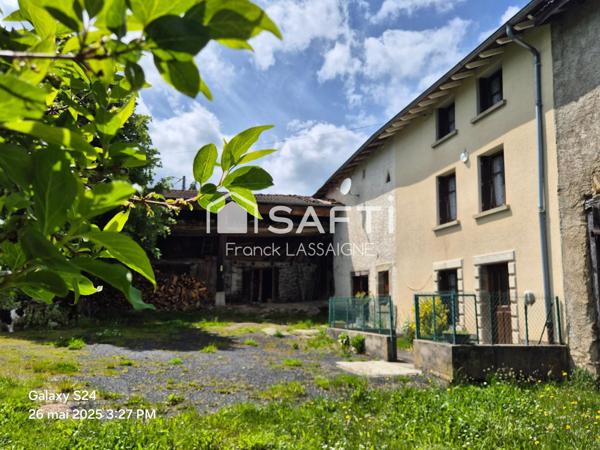Corps de Ferme terrain sans vis à vis +puits d'eau