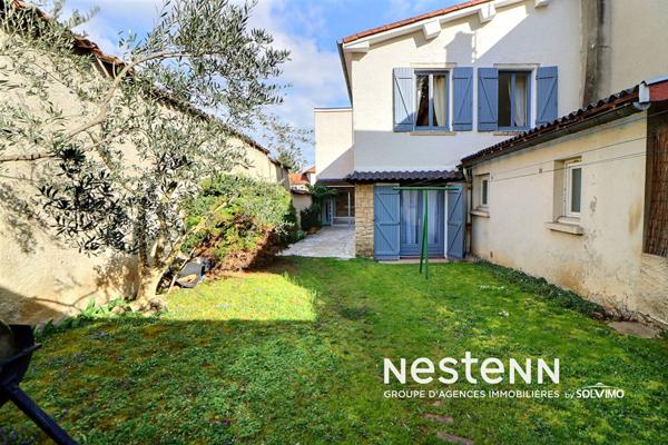 Appartement Rez de jardin Saint Priest Village 5 pièces 145 m2 terrasse jardin