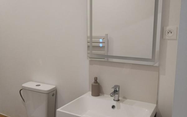 Appartement à louer    2 pièces • 37,89 m2 Nice