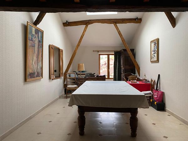 AV Maison en pierre à Bassillac et Auberoche 10 pièce(s) 228 m2