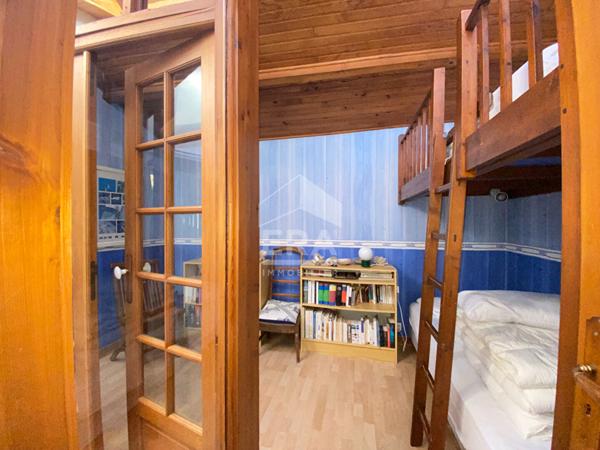 AV Maison en pierre à Bassillac et Auberoche 10 pièce(s) 228 m2