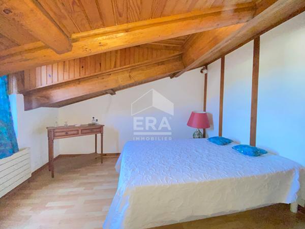 AV Maison en pierre à Bassillac et Auberoche 10 pièce(s) 228 m2