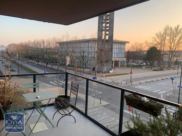 Appartement à louer 3 pièces 75.05m²