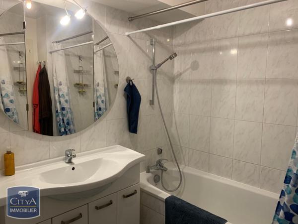 Appartement à louer 3 pièces 75.05m²