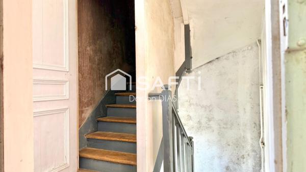 Maison bourgeoise 5 ch à rénover – Château-Thierry